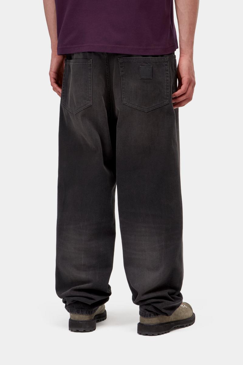 Carhartt Aaron Pant - Black, Tobacco used wash